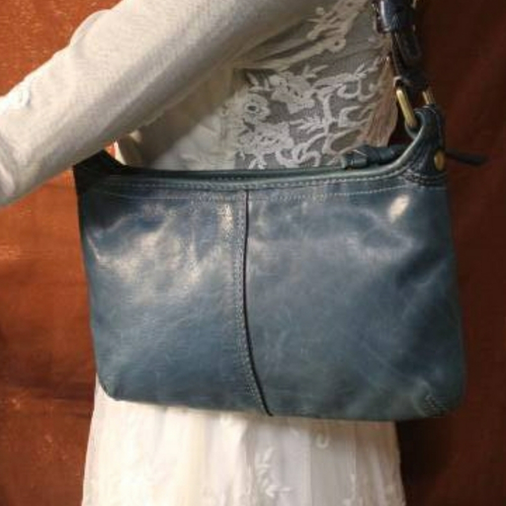 Coach vintage teal small hobo baguette purse